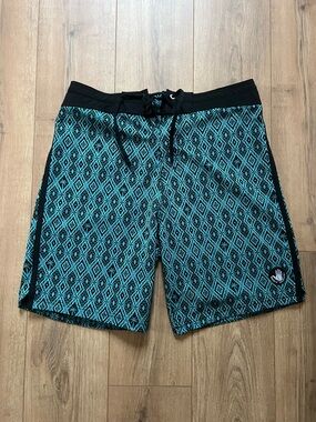Body Glove Men's Geometric Teal Swim Trunks